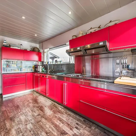 Near Sea And Shops In Belgium, Cleaning Included Villa *