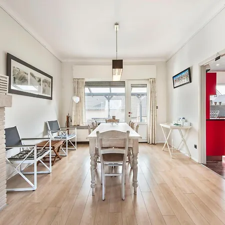 Villa Near Sea And Shops In Belgium, Cleaning Included *